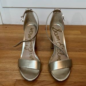 Sam Edelman Yaro Pump Heel